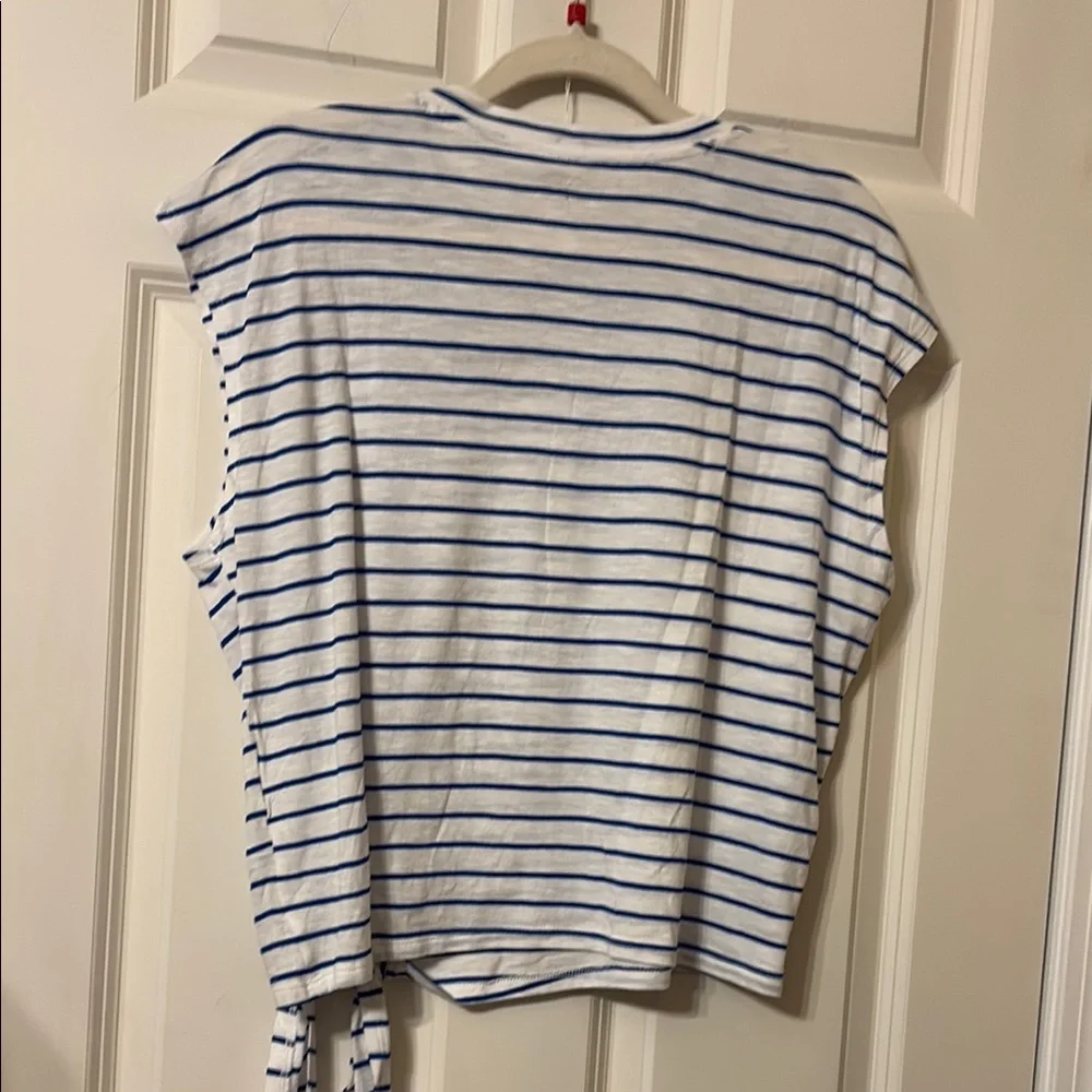 NWT Banana Republic Blue White Sleeveless Tee with Tie Front - Picture 12 of 12